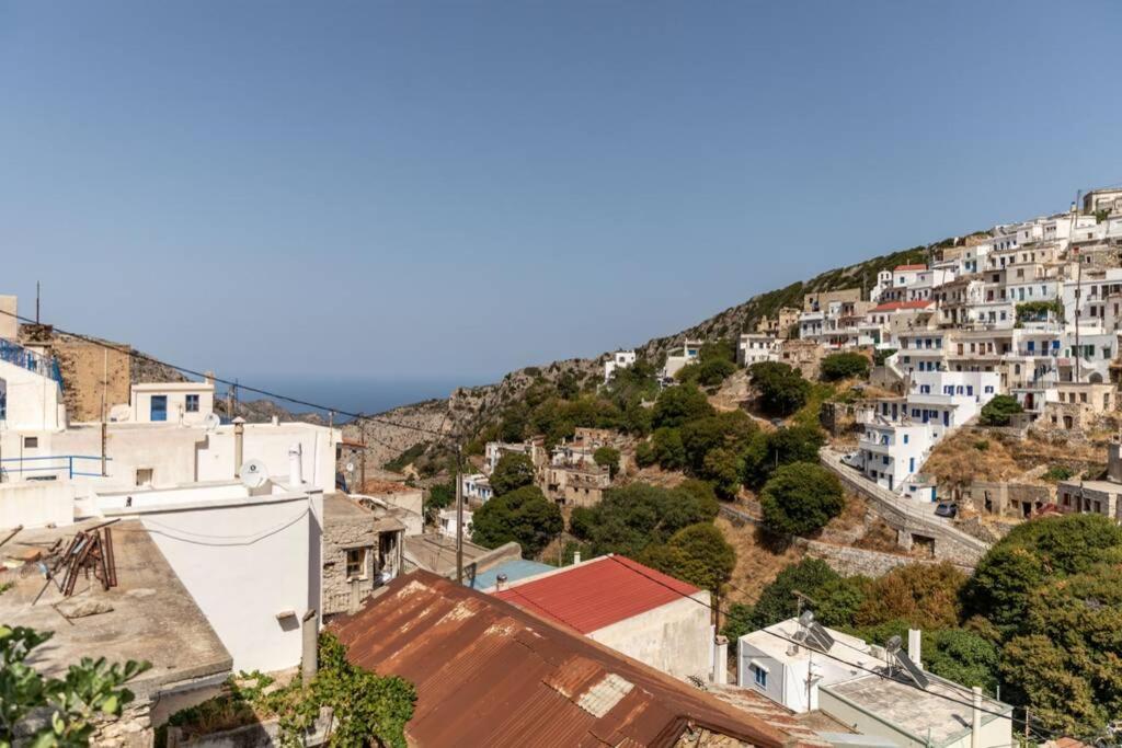 KoronosΔροσιά别墅 外观 照片